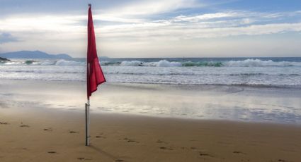 Megapuente: ¿Qué significan las banderas de color en la playa?