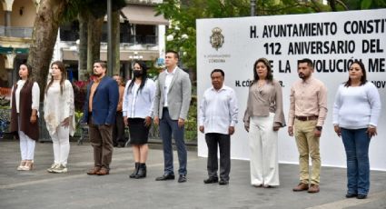 Con desfile conmemoran el Aniversario de la Revolución Mexicana en Córdoba