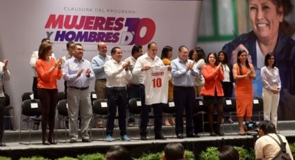 "Antes teníamos un futbolista de 10, ahora tenemos un Gobernador de 10": afirman graduados