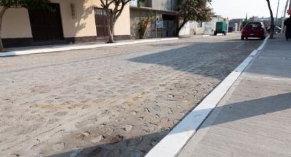 Entregan escrituras públicas y obras sociales en colonias con rezago de Querétaro