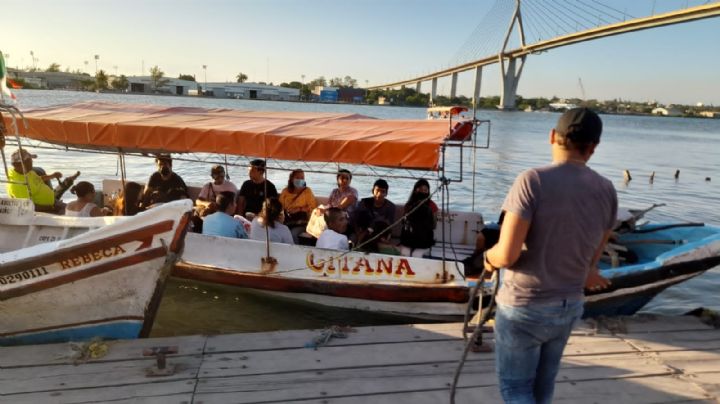 ¡Son un peligro! Reportan cruces de lancha en pésimas condiciones