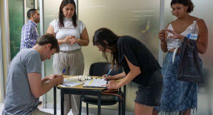 Incendio en Holbox: Quintana Roo ayuda a turistas a volver a sus países