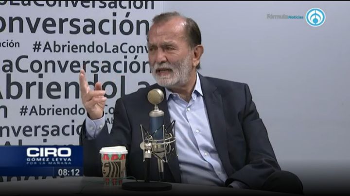 Los 'salvadores' de Epigmenio Ibarra: Me rescataron 3 jóvenes y una señora en la marcha de AMLO, dice