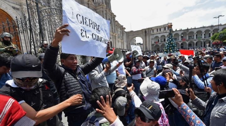 Crisis en Perú: declaran estado de emergencia por 30 días ante protestas