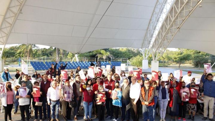 ITAVU entrega escrituras a familias de Ciudad Madero