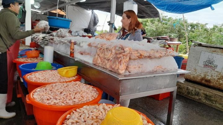 Reportan bajas ventas en mercado de mariscos en Tampico