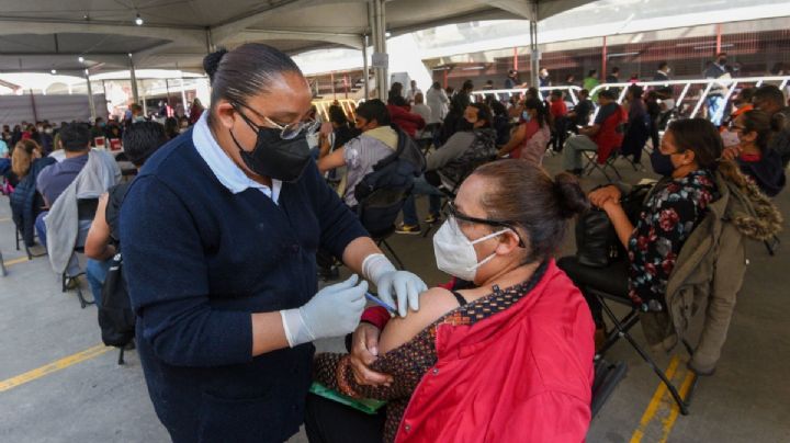 Vacunación COVID en Edomex: aplicarán dosis de refuerzo desde el 14 de febrero