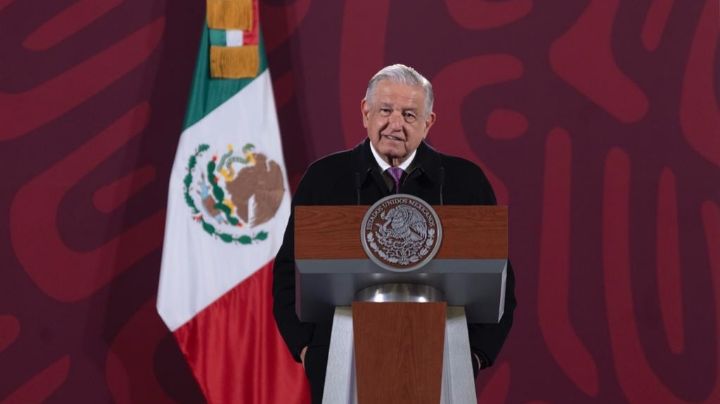 AMLO se lanza contra Cofece e IFT: "deberían desaparecer", dice