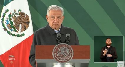 AMLO reta a Loret tras rechazo del INAI: pide su aval para "probar" su sueldo