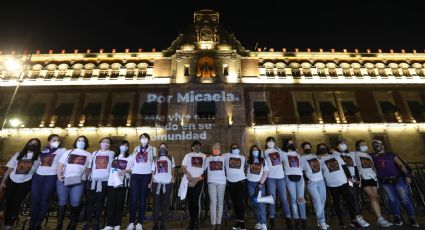 Mujeres sobrevivientes de ataques con ácido protestan en Palacio Nacional