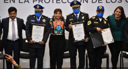 Alcaldes "apapachan" a policías: dan reconocimiento a elementos capitalinos