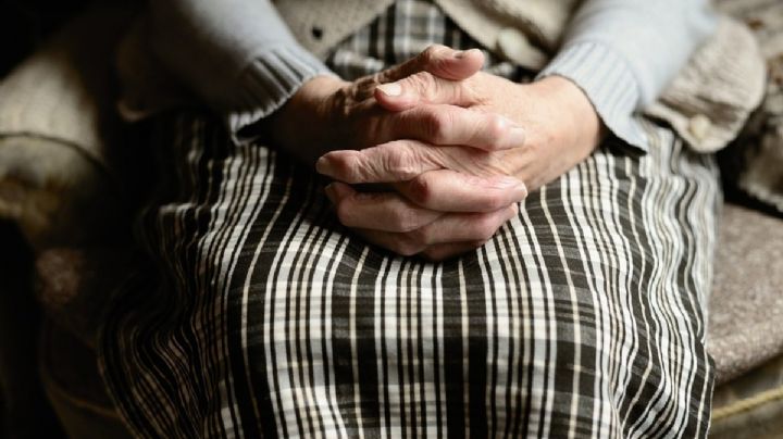 Encuentran cuerpo de mujer de 70 años en su casa, dos años después de su muerte