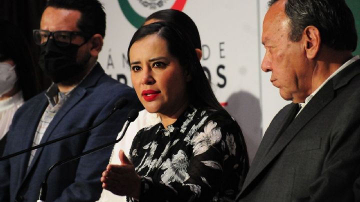 Morena denunciará a Sandra Cuevas por aventar y repartir billetes