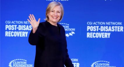 Hillary Clinton da positivo a COVID-19; tiene síntomas leves