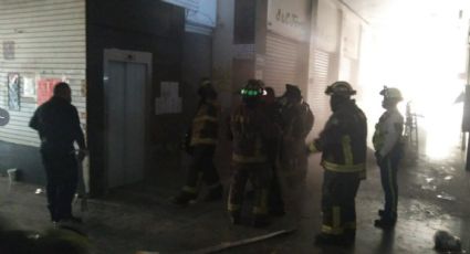 CDMX: reportan fuerte incendio en el Centro Histórico; evacuan a 200 personas