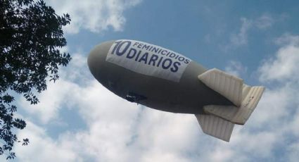 Día de la Mujer: Feministas "toman" el cielo de CDMX para protestar con un zeppelin