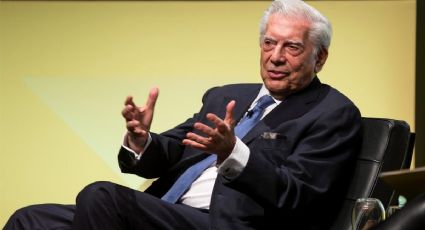 Mario Vargas Llosa da positivo a COVID; se reporta estable