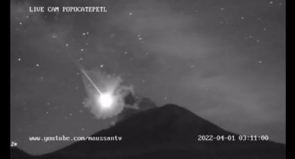 Bólido del espacio cae cerca del volcán Popocatépetl (VIDEO)