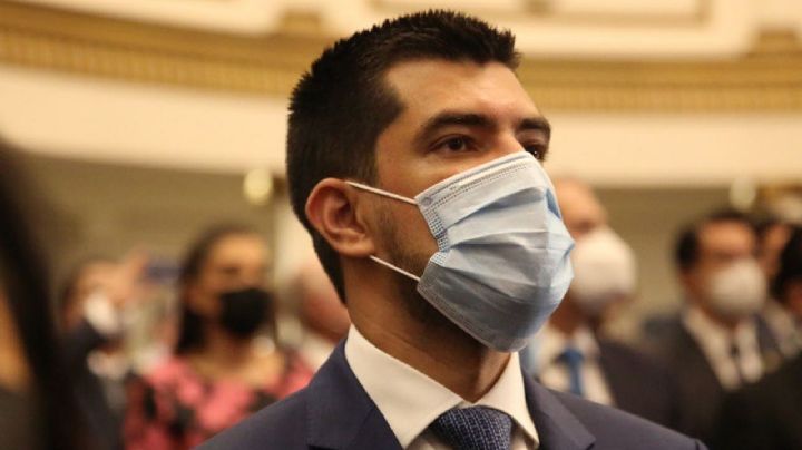 Secretario técnico del PAN en el Senado anuncia que tiene cáncer y pide oraciones