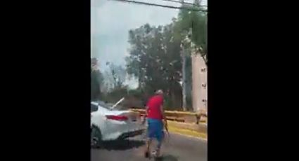 (VIDEO) Así atacó un hombre con un palo a una familia en Churubusco; ya fue detenido