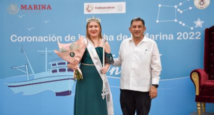 Corona Presidente Amado Cruz Malpica a Reina de la Marina 2022