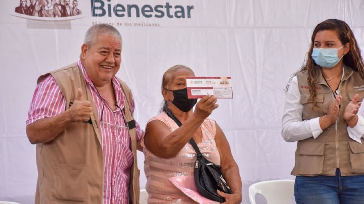 Entrega de tarjetas del Banco del Bienestar