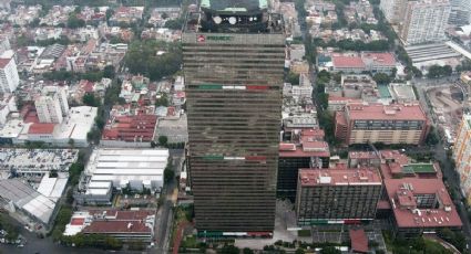 ¡Ojo! Petroleros protestan frente a la Torre de Pemex y bloquean Marina Nacional