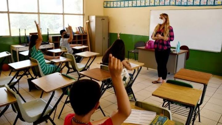 En proceso licitación de tinacos y aires para escuelas en verano