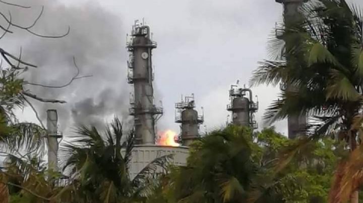 Daños por sismo en Oaxaca: se cae barda en edificio y hay incendio en refinería Salina Cruz