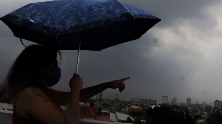 ¡Saca el paraguas! Tormenta tropical 'Agatha' ocasionará lluvias intensas en 5 estados