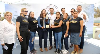 Entrega Gobierno de Ensenada  rehabilitación de canchas de usos múltiples en Eréndira