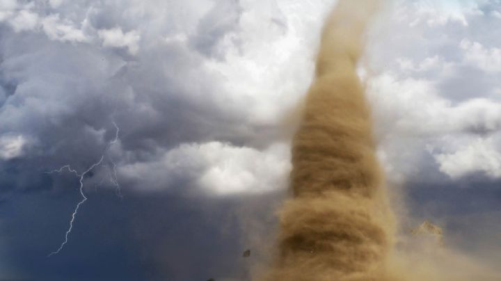 Alertan sobre posible formación de tornados en Coahuila y Nuevo León