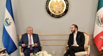 AMLO llega a El Salvador: lo recibe el presidente Nayib Bukele