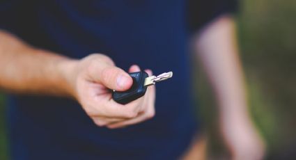 ¿Cuánto necesito ganar para comprar un carro? Te decimos