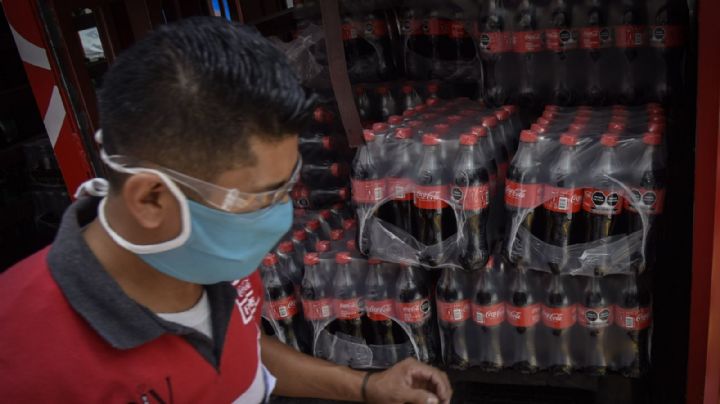 ¡Destapa la felicidad... con unos pesitos más! Coca-Cola sube de precio todas sus bebidas