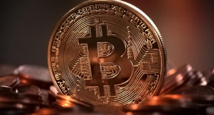 Lunes 'negro' para el bitcoin: se desploma a peor nivel en 18 meses