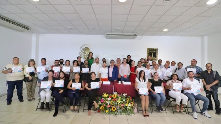 54 periodistas y comunicadores finalizaron el Taller de Periodismo Parlamentario