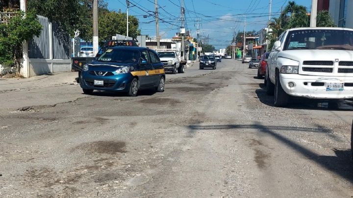 Tampiqueños piden reparación de calle en pésimo estado