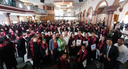 Celebra presidente municipal egreso de la generación 2019-2022 de Cecyte Ensenada