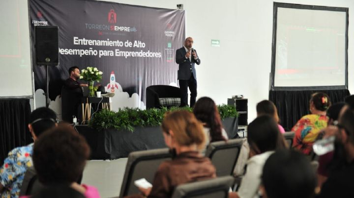 Capacitan a más de 300 emprendedores