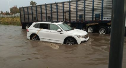 Lluvia de este lunes deja inundaciones y personas atrapadas en varios puntos del AMG