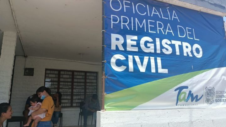 ¡Sin papeles de identidad! Adultos mayores van a registro civil para registrarse por primera vez