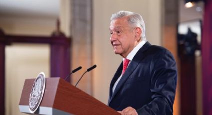 'Lleva' AMLO protesta a la Cumbre: 'bájenle', dice a hijos de cubanos en EU