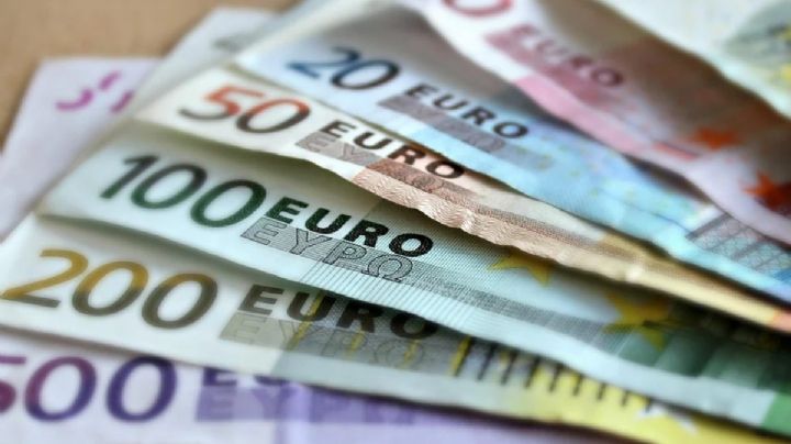 ¡Histórico! El dólar ya vale más que el euro