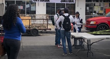 No quieren ambulantes en Mercado de la Cruz