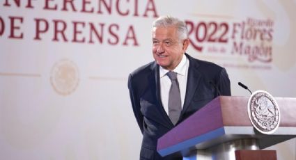 'Recadito' a Lorenzo Córdova: AMLO arma oootro 'quién es quién' sobre sueldos