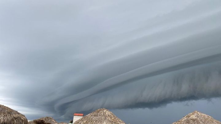 Feligreses pasean a Virgen del Carmen en Playa Miramar y se desata la lluvia