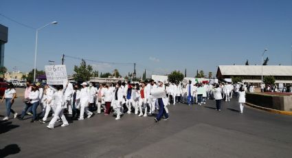 Marchan médicos en contra de la violencia e inseguridad