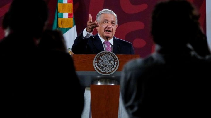 AMLO responde a 'bomba energética': empresarios mexicanos 'entreguistas' la promovieron