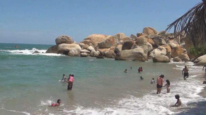 Vacaciones de verano: La playa más limpia de Guerrero con oleaje tranquilo y arena clara